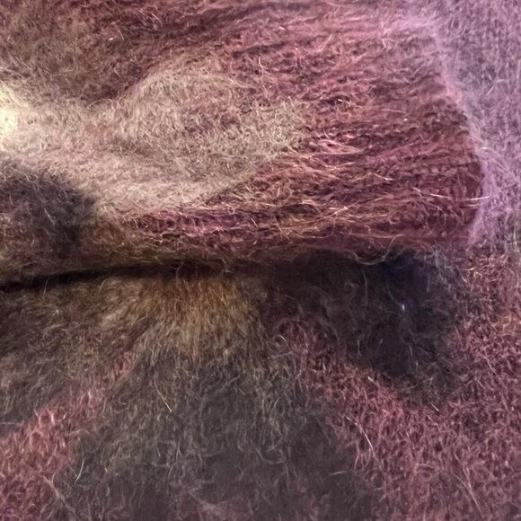 GIGI Woman Cashemere Mohaire Purple Floral Sweater - Picture 11 of 12